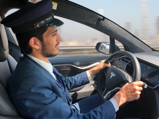 byUHVt1v-Tesla-Dubai-Taxi-Corporation-DTC